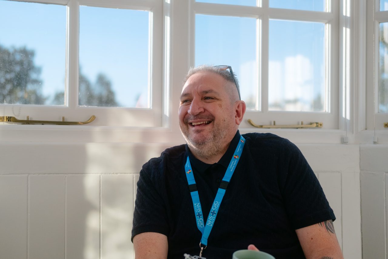 Delwedd o Martin O'Brien Pennaeth yr Elusen